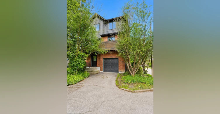 15-1983 Main Street W, Hamilton, ON, L8S 4R3