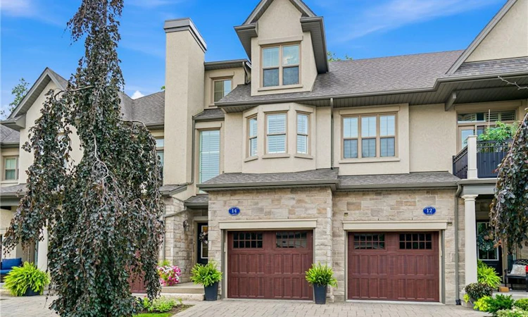 14 Aberdeen Lane S
