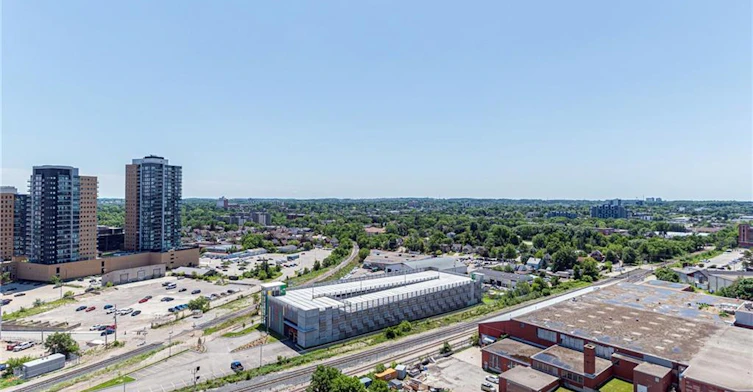 2208-15 Wellington Street S, Kitchener, ON, N2G 0E4 - 24