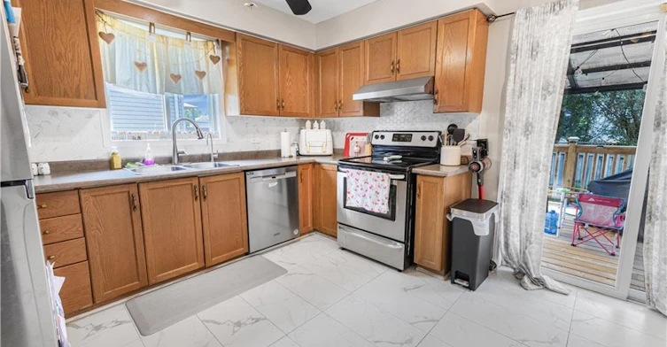 55 Cashel Crescent, Brantford, ON, N3T 6L5 - 6