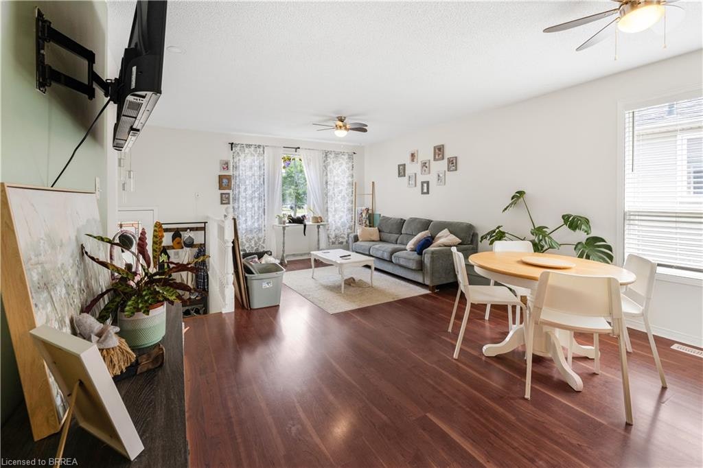 55 Cashel Crescent, Brantford, ON, N3T 6L5 - 4