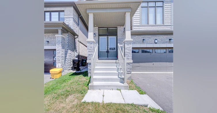 407 Dolman Street, Woolwich, ON, N0B 1M0 - 4