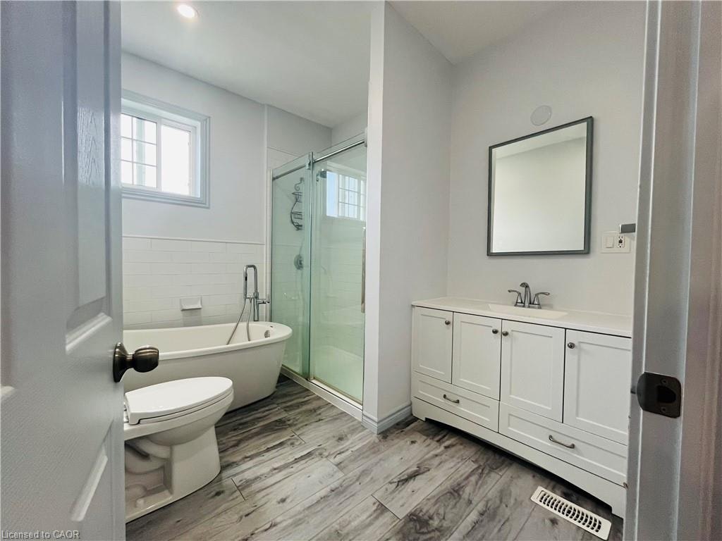 83 Keewatin Avenue, Kitchener, ON, N0B 3M1 - 14