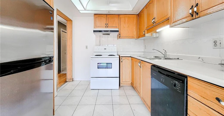 126 Farrington Crescent, Hamilton, ON, L8E 3N4 - 14