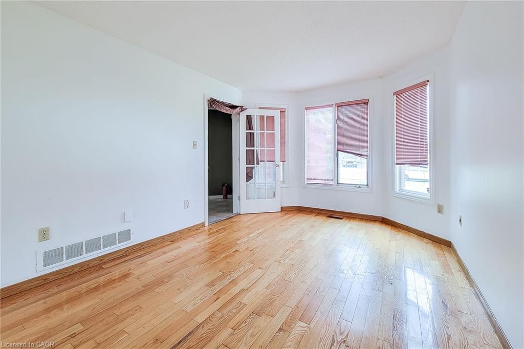 126 Farrington Crescent, Hamilton, ON, L8E 3N4 - 12