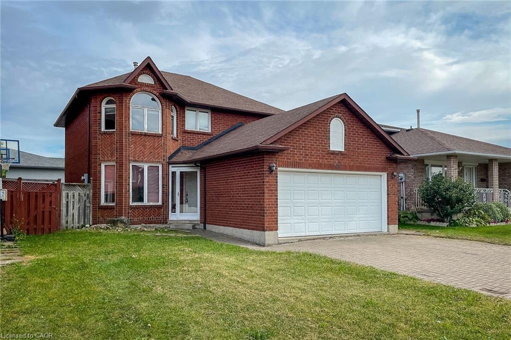 126 Farrington Crescent, Hamilton, ON, L8E 3N4 - 2