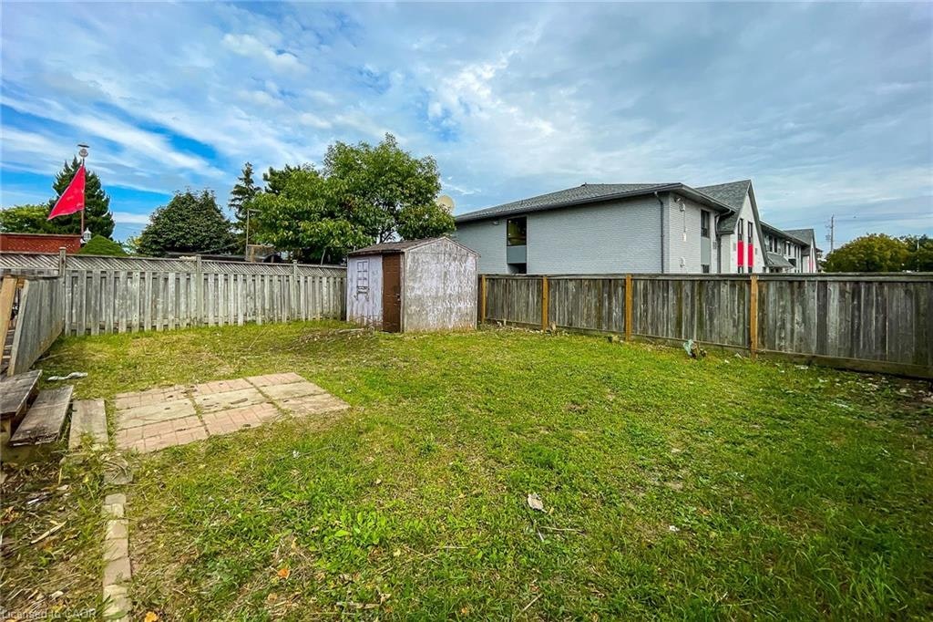 126 Farrington Crescent, Hamilton, ON, L8E 3N4 - 8