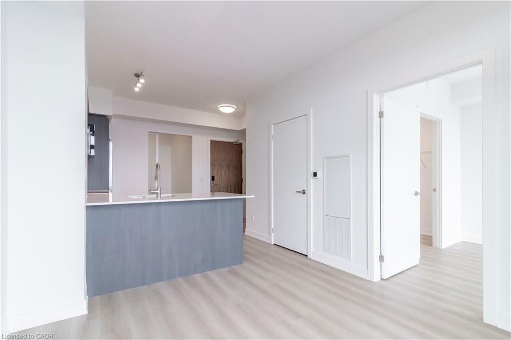 3314-25 Wellington Street, Kitchener, ON, N2G 0E5 - 8