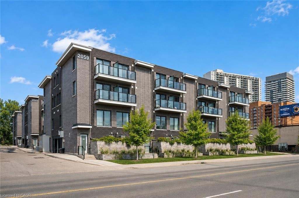 40-2059 Weston Road, Toronto, ON, M9N 1X7