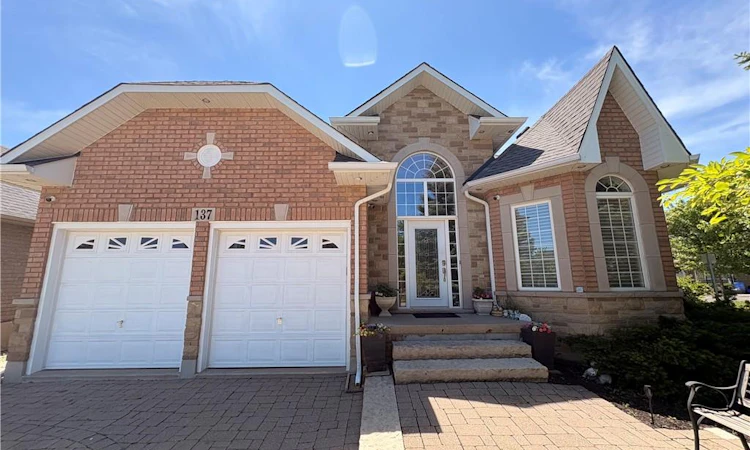 137 Pinehill Drive