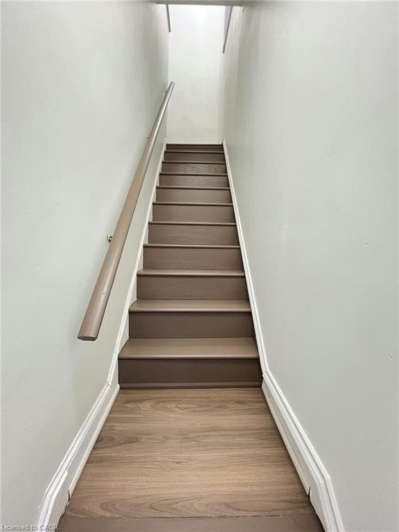 UPPER-1164 Cannon Street E, Hamilton, ON, L8L 2K1 - 2