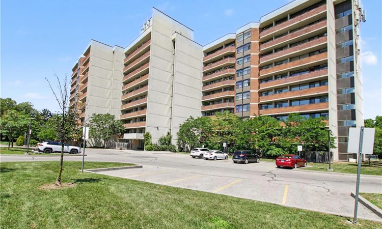 510-2301 Derry Road W