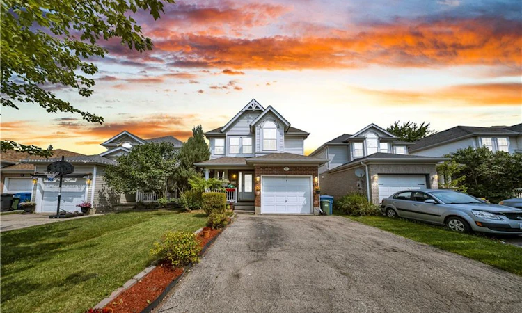 17 Buckthorn Crescent