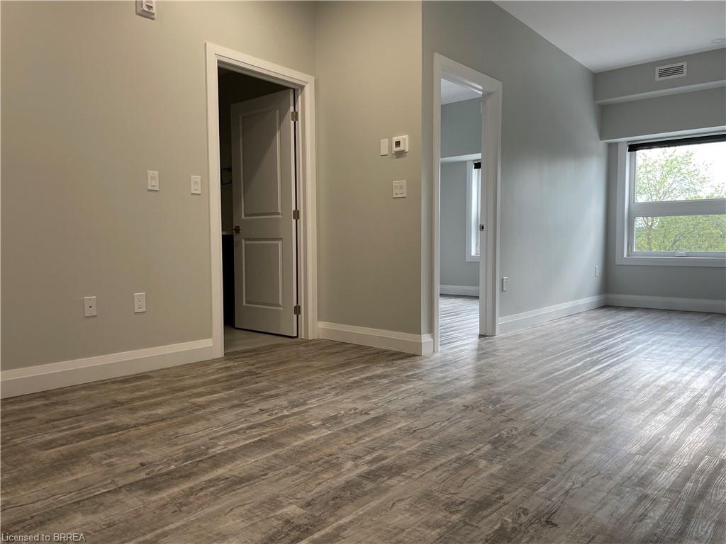 102-124 King Street, Norfolk County, ON, N4B 1X8 - 7