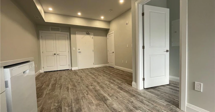 102-124 King Street, Norfolk County, ON, N4B 1X8 - 11