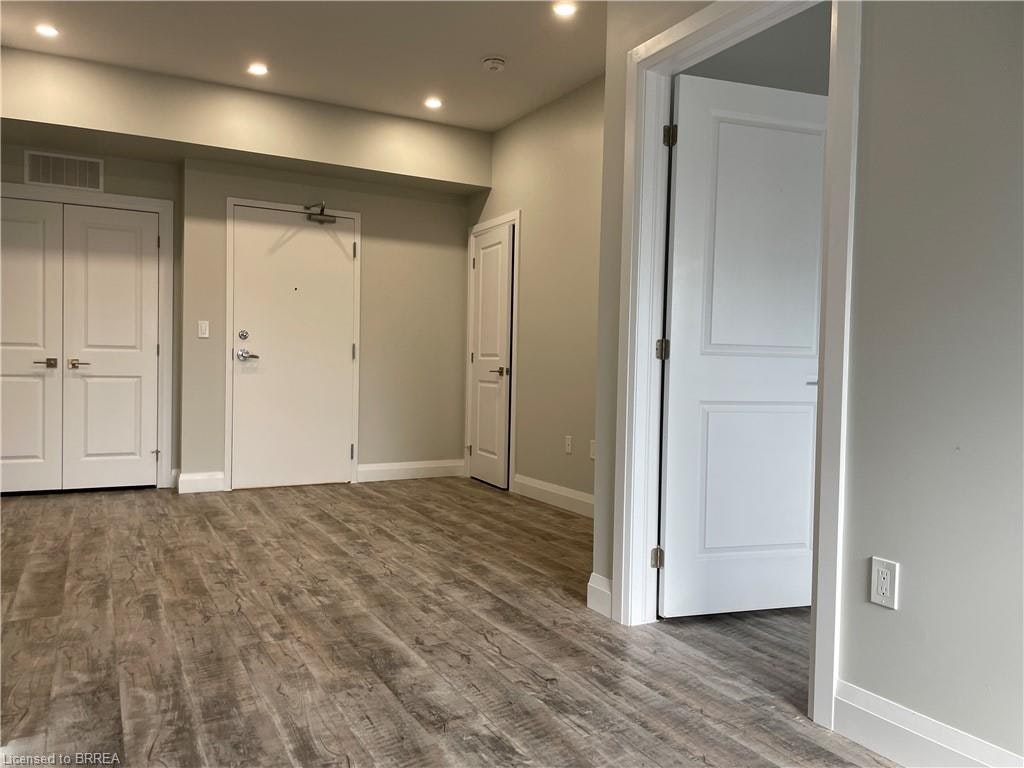 102-124 King Street, Norfolk County, ON, N4B 1X8 - 5