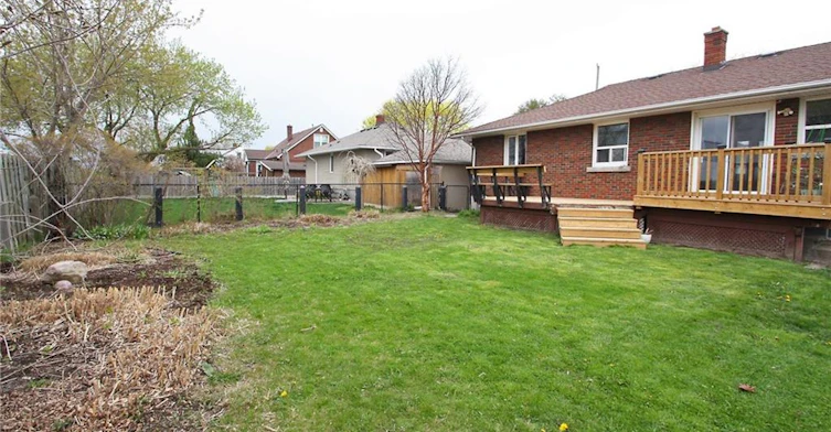 UPPER-6 Myrtle Avenue, St. Catharines, ON, L2M 5W1 - 18