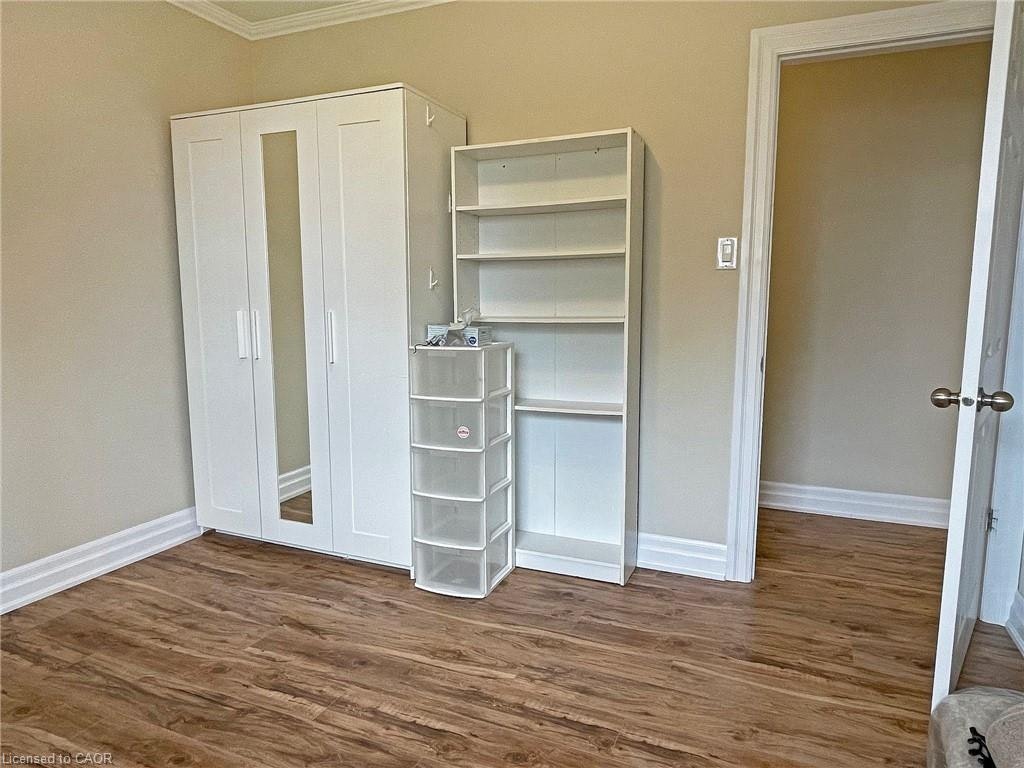 UPPER-6 Myrtle Avenue, St. Catharines, ON, L2M 5W1 - 13