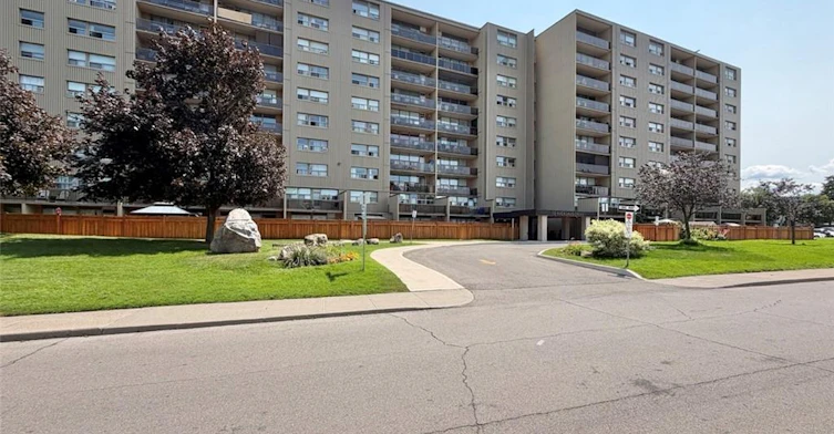 910-15 Nicklaus Drive, Hamilton, ON, L8K 5J5 - 31