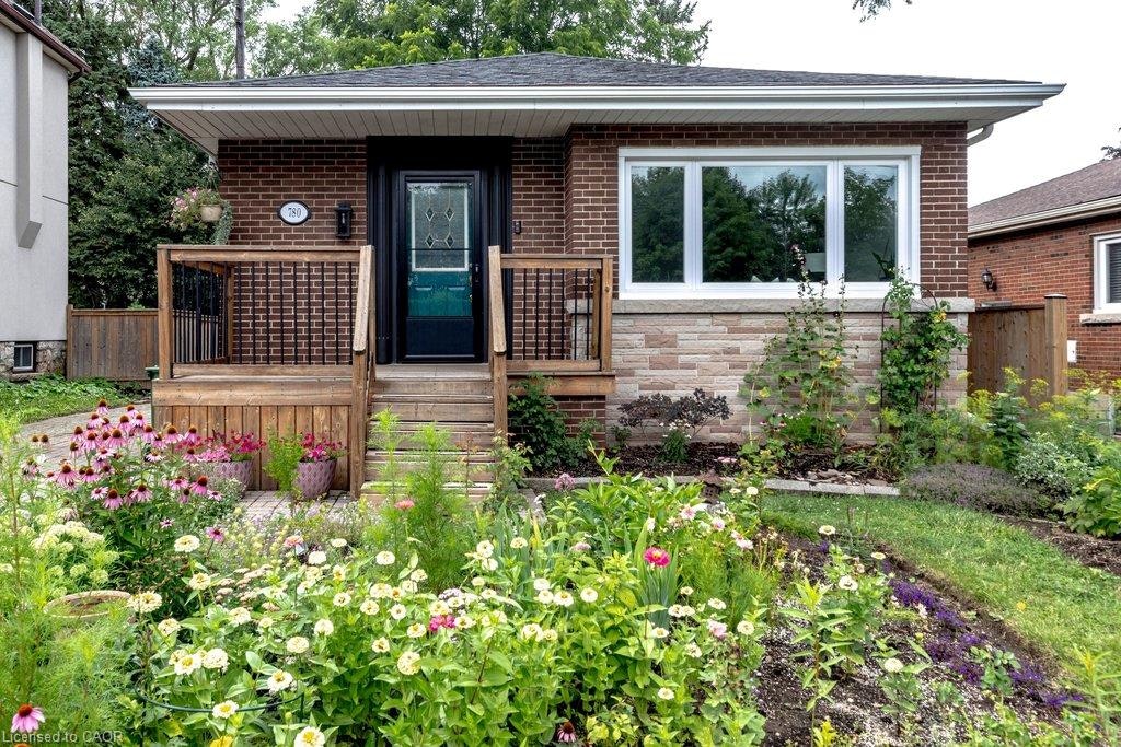 780 Garth Street, Hamilton, ON, L9C 4K4