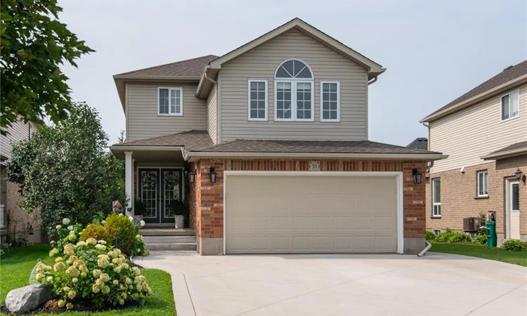 31 Stiefelmeyer Crescent