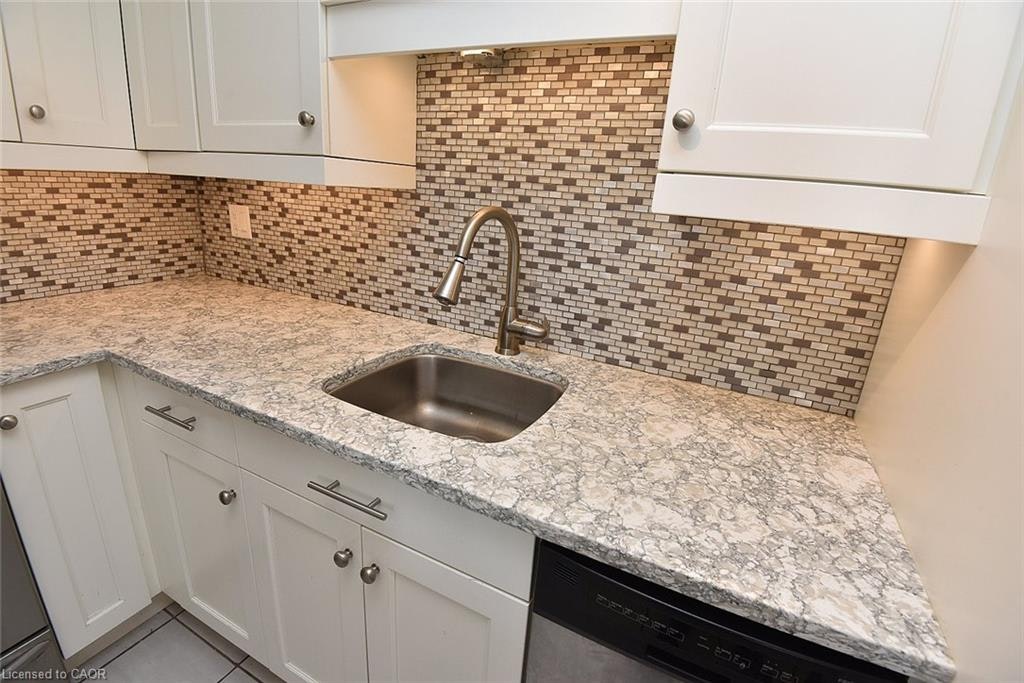 2206-150 Charlton Avenue E, Hamilton, ON, L8N 3X3 - 14