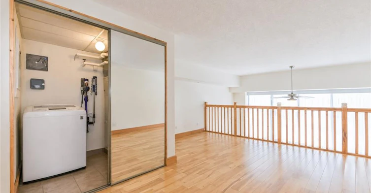 305-5 Father David Bauer Drive, Waterloo, ON, N2L 6M2 - 12