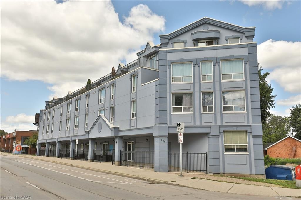 208-400 York Boulevard, Hamilton, ON, L8R 3M5