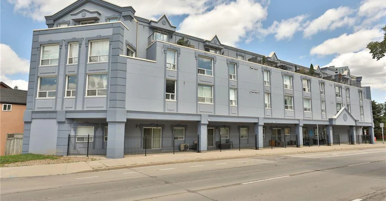 208-400 York Boulevard, Hamilton, ON, L8R 3M5 - 2