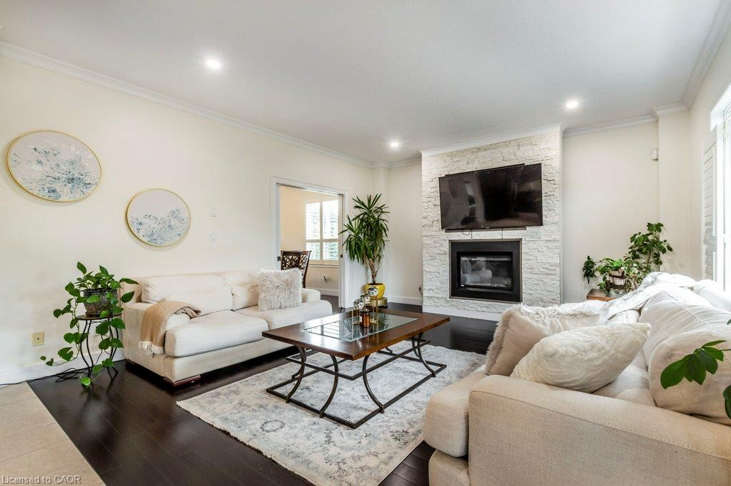 14 Anastasia Drive, Kitchener, ON, N2C 2T7 - 12
