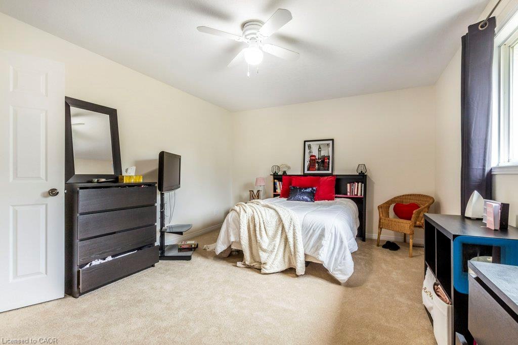 14 Anastasia Drive, Kitchener, ON, N2C 2T7 - 24