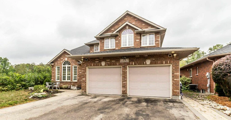 14 Anastasia Drive, Kitchener, ON, N2C 2T7 - 2