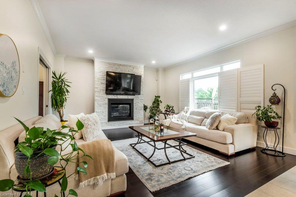 14 Anastasia Drive, Kitchener, ON, N2C 2T7 - 13