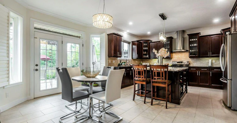 14 Anastasia Drive, Kitchener, ON, N2C 2T7 - 14
