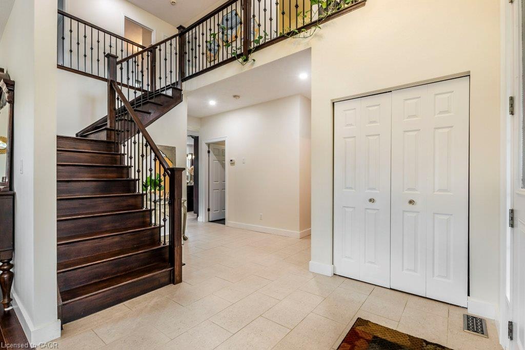 14 Anastasia Drive, Kitchener, ON, N2C 2T7 - 6