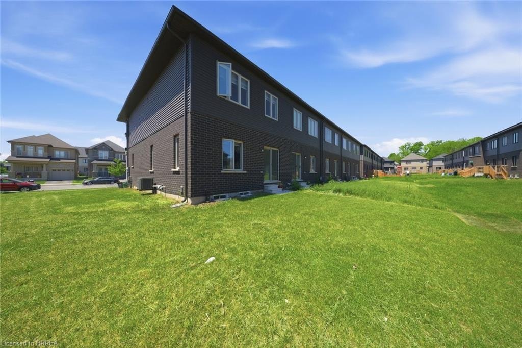 26 Copeman Avenue, Brantford, ON, N3V 0B3 - 34