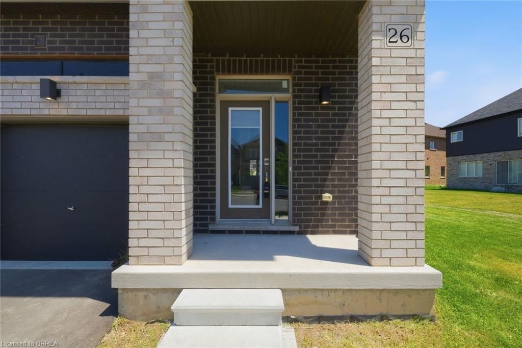 26 Copeman Avenue, Brantford, ON, N3V 0B3 - 4