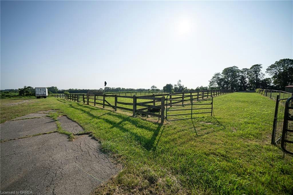 413 Ellis Avenue, Brant, ON, N3R 0B8 - 22