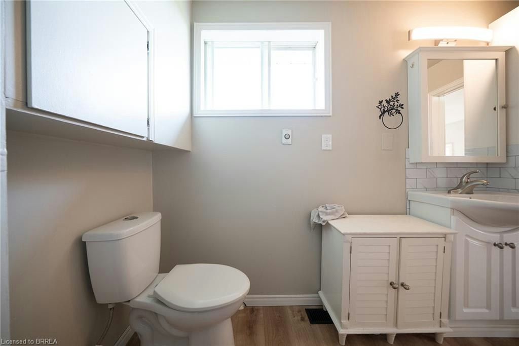 413 Ellis Avenue, Brant, ON, N3R 0B8 - 14