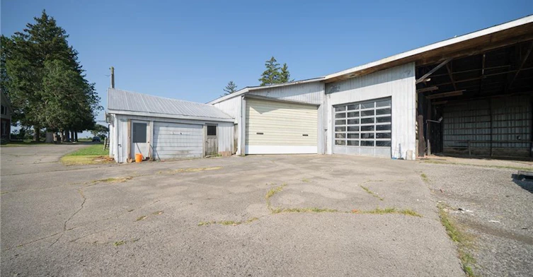 413 Ellis Avenue, Brant, ON, N3R 0B8 - 30
