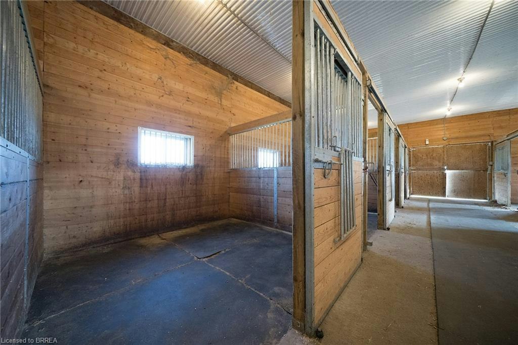 413 Ellis Avenue, Brant, ON, N3R 0B8 - 38