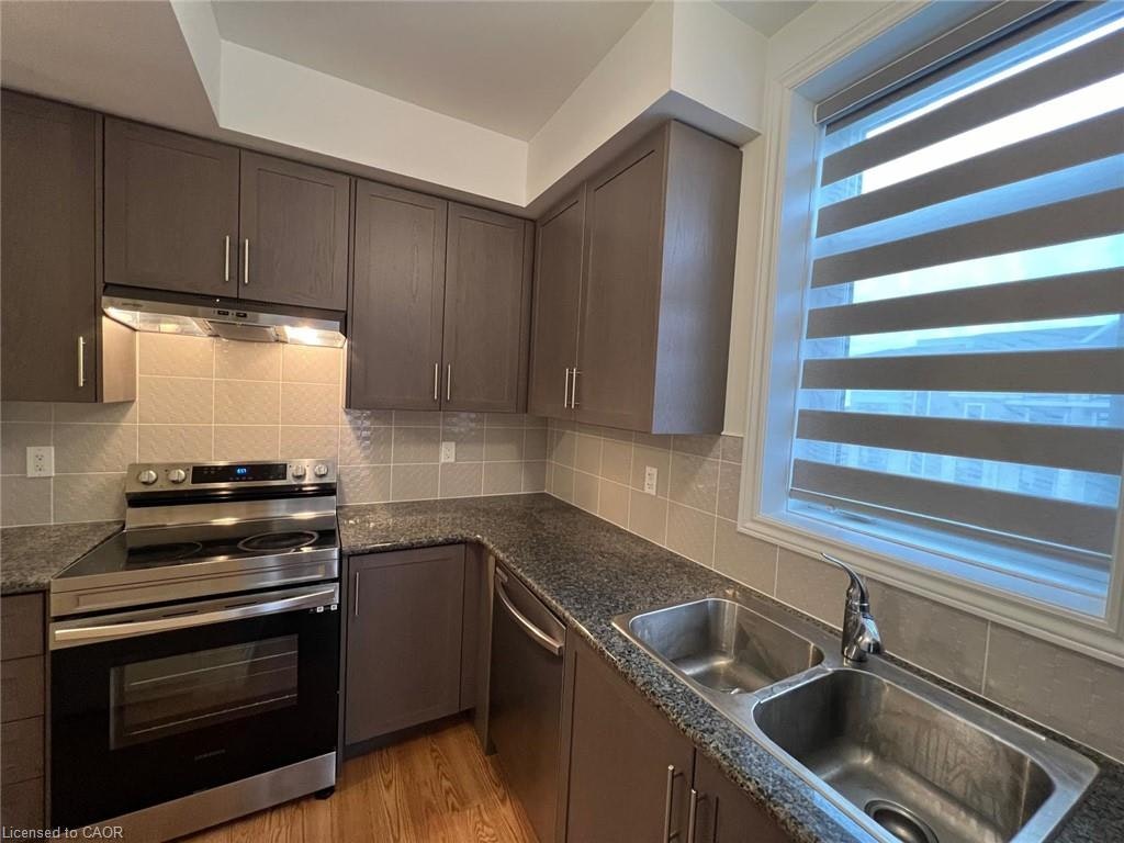 32-10 Halliford Place, Brampton, ON, L6P 4R1 - 21