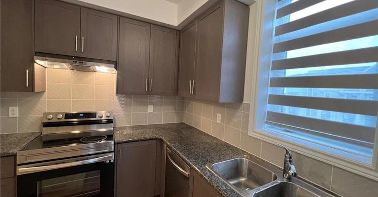 32-10 Halliford Place, Brampton, ON, L6P 4R1 - 21
