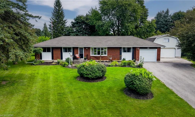44 Oakwood Drive
