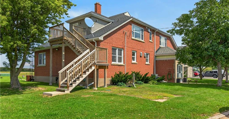 559 Regional Road 20, Hamilton, ON, L8J 3H7