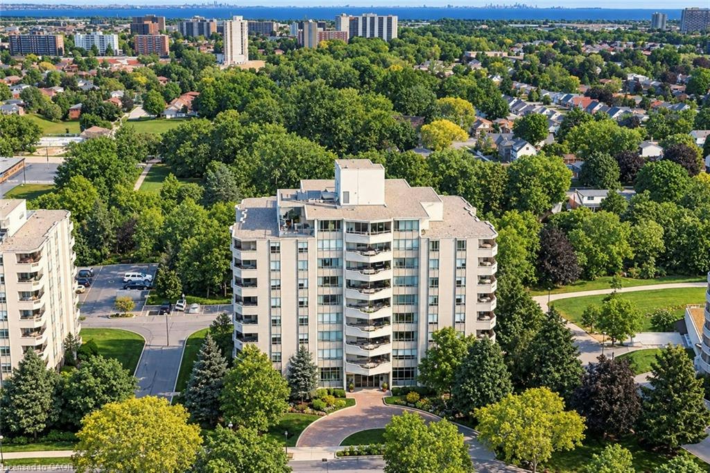 507-8 Village Green Boulevard, Hamilton, ON, L8G 5B8