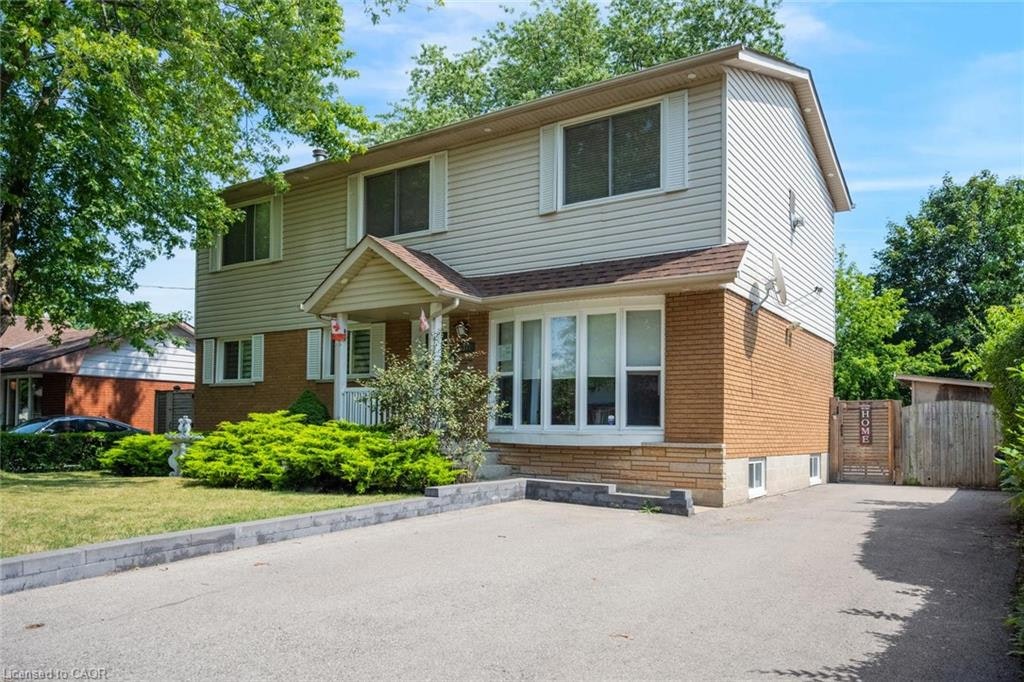 5372 Spruce Avenue, Burlington, ON, L7L 1N7