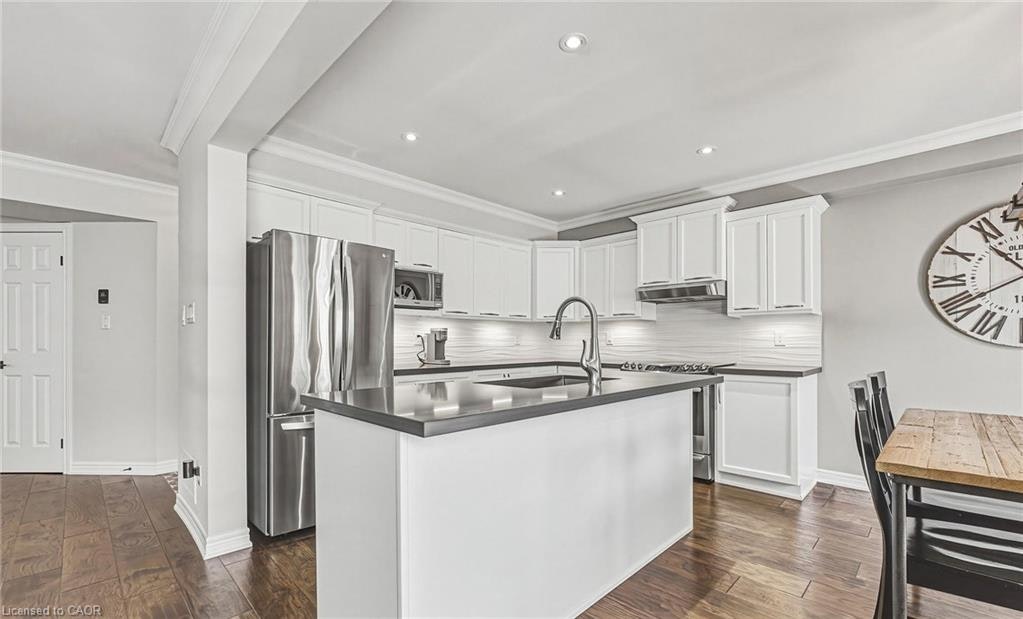 7 Camp Drive, Hamilton, ON, L9K 0A7 - 10