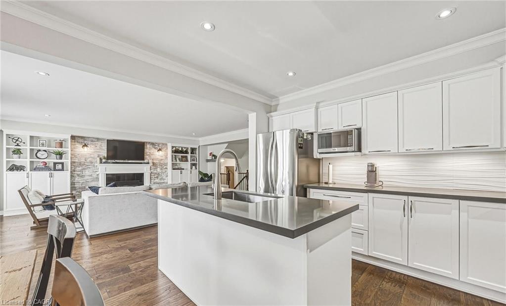 7 Camp Drive, Hamilton, ON, L9K 0A7 - 8