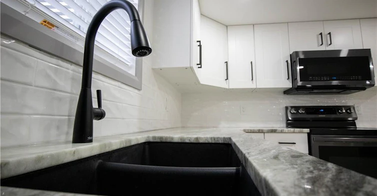 2-52 Selkirk Court, Kitchener, ON, N2E 1M3 - 6
